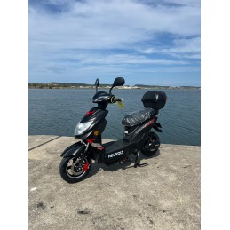 SCOOTER NEOVOLT RUNNER - PRETA
